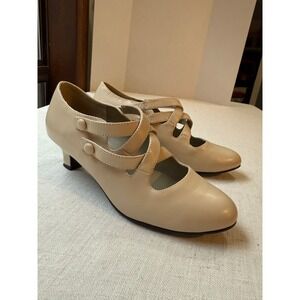Fantasia Women's Beige Crisscross Strap Kitten Heel Shoes Sz unsure 6-7ish